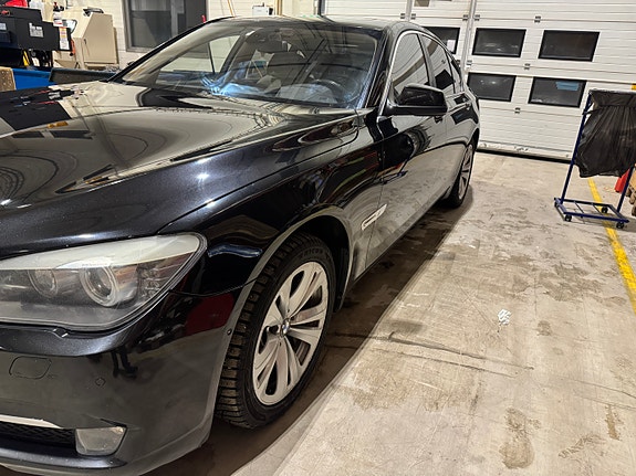 BMW 730d 6 of 24
