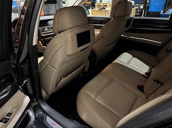 BMW 730d 14 of 24