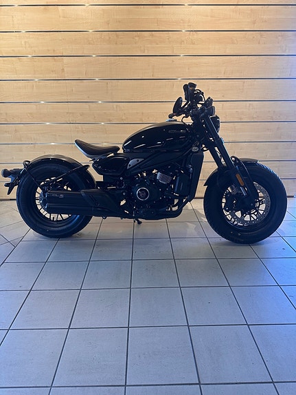 CFMOTO 450 C-CL Bobber 6 of 9