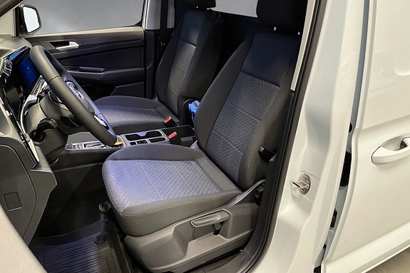 Ford Transit Connect 6 of 10