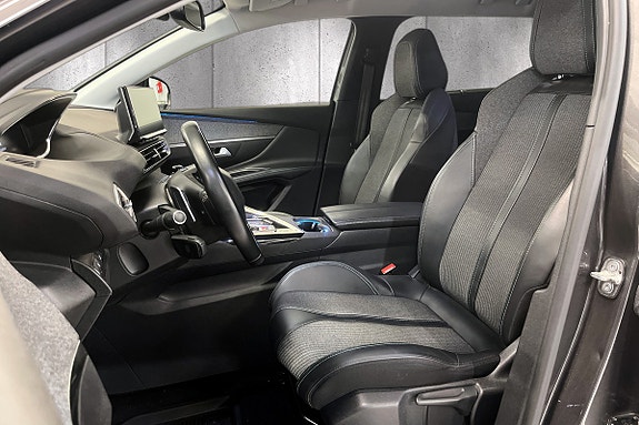 Peugeot 5008 16 of 19