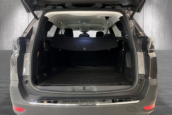 Peugeot 5008 11 of 19