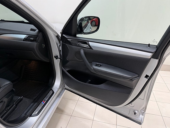 BMW X3 21 of 30