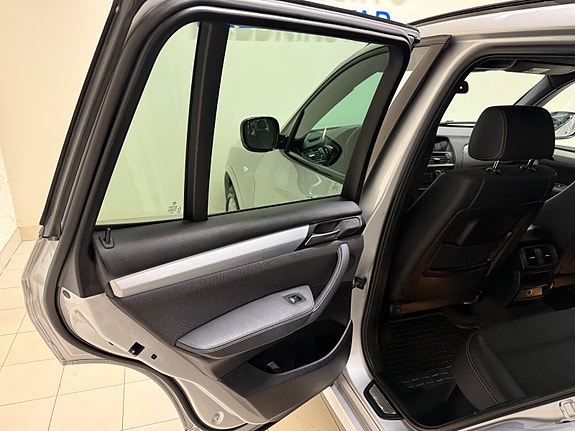 BMW X3 25 of 30