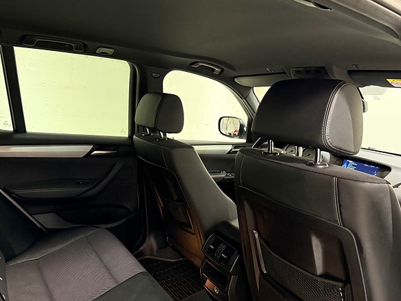 BMW X3 20 of 30