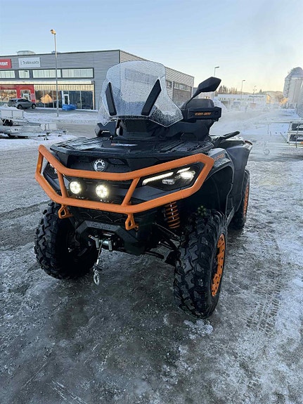 Can-Am Outlander Max XT-P 1000 3 of 9
