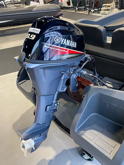 YAMAHA F9,9 HEL SPORT -LANG STAMME/RATTSTYRING/EL. START (15/20HK)