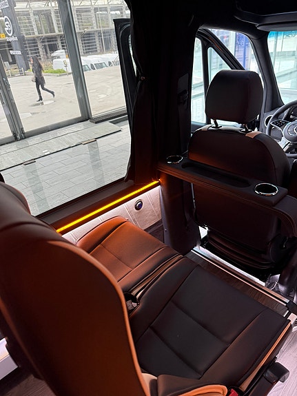 Mercedes-Benz Sprinter 519CDI - 17 seter - Turbuss - DEMO buss 8 of 18