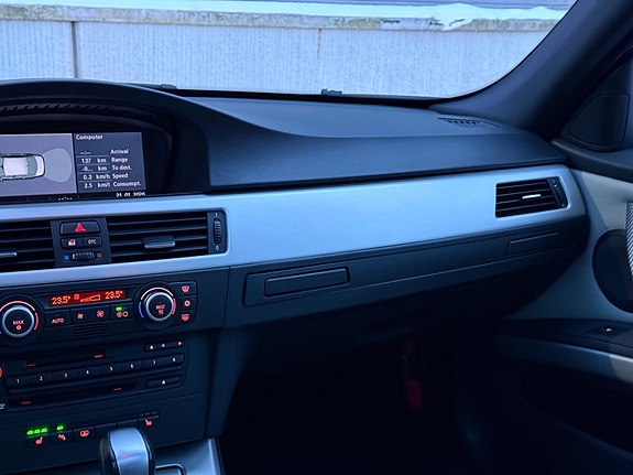 BMW 335i 18 of 22