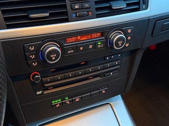 BMW 335i 16 of 22