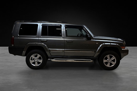 Jeep Commander 5 of 5
