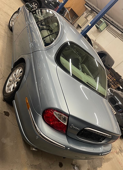 Jaguar S-TYPE 5 of 5