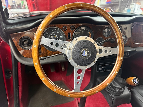 Triumph 3 of 5