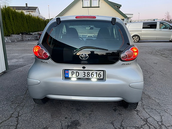 Toyota Aygo 4 of 11