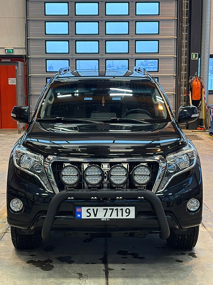Toyota Land Cruiser 19 of 28