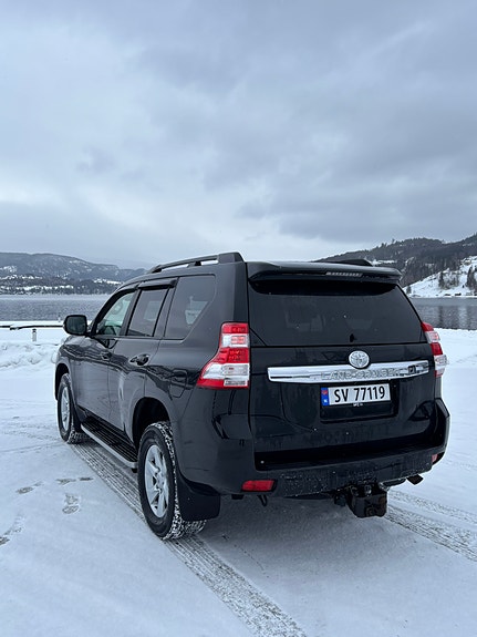 Toyota Land Cruiser 15 of 28