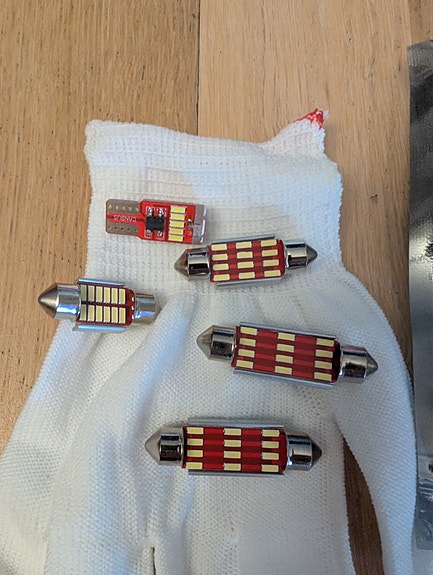 Product image 2 of 6