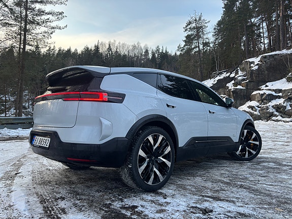 Polestar 3 5 of 5