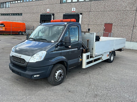Iveco Daily Plan M/HIAB Kran / NY EU / NYSERVET OG GJENNOMG / 3.5T Henger