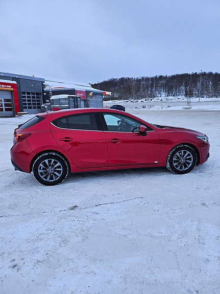 Mazda 3 5 of 30