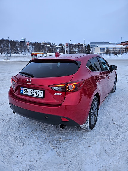 Mazda 3 7 of 30