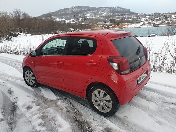 Peugeot 108 4 of 12