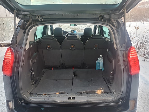Peugeot 5008 5 of 14