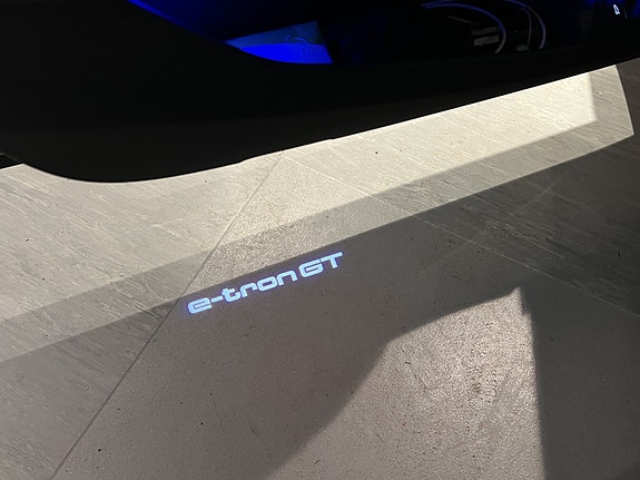 Audi e-tron GT 29 of 30