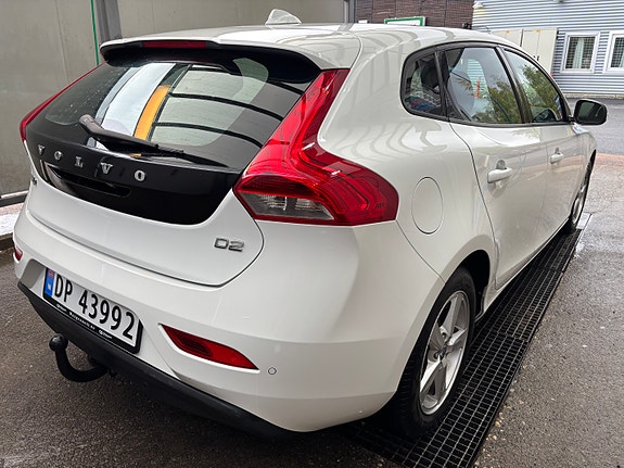 Volvo V40 5 of 5