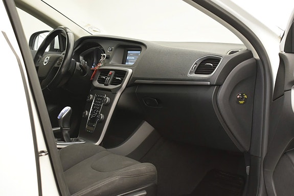 Volvo V40 14 of 15