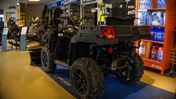 Polaris SPORTSMAN X2 570 EPS SP Black Edition 5 of 5