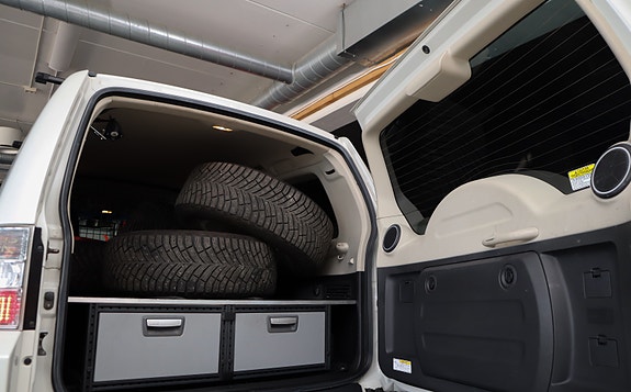 Mitsubishi Pajero 15 of 30