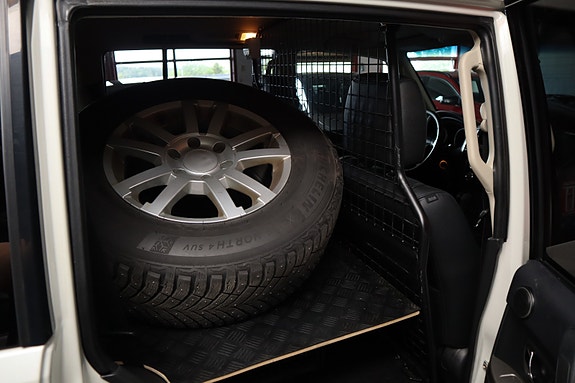Mitsubishi Pajero 20 of 30