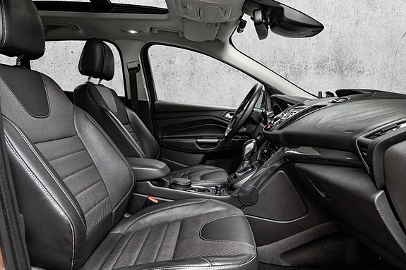 Ford Kuga 14 of 26