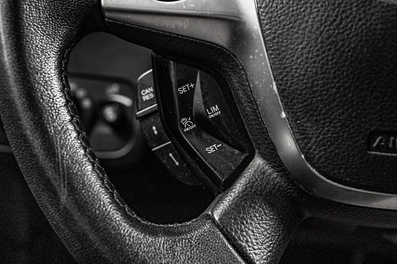 Ford Kuga 21 of 26