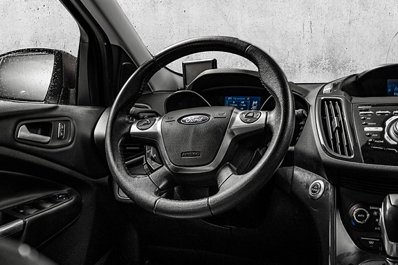 Ford Kuga 19 of 26