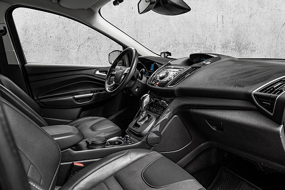 Ford Kuga 13 of 26