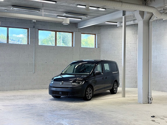 Volkswagen Caddy Maxi 2 of 13