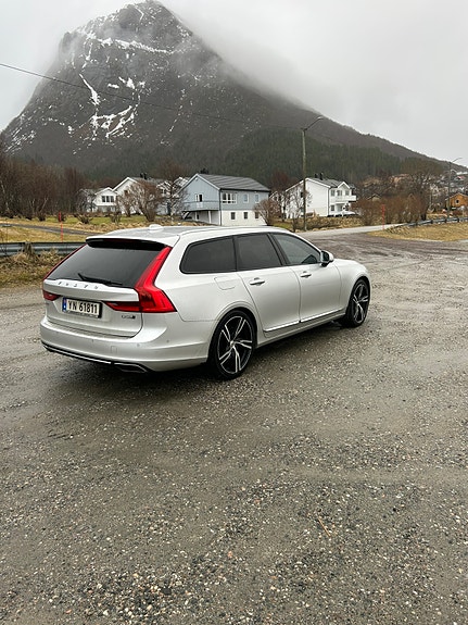 Volvo V90 4 of 15