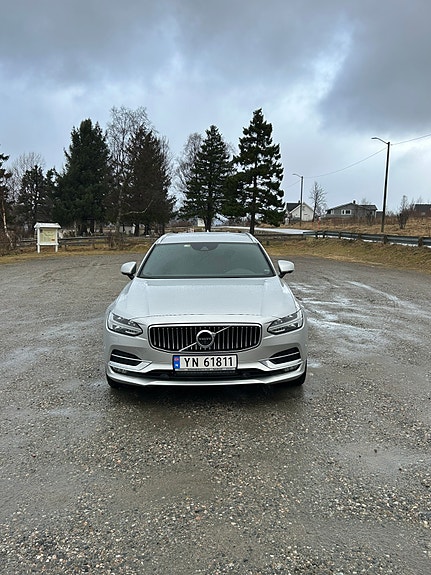Volvo V90 2 of 15