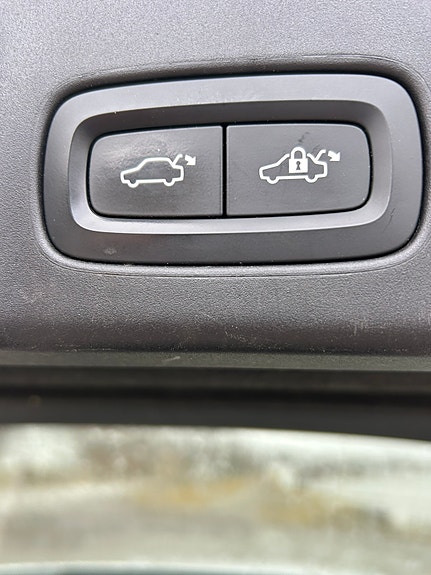 Volvo V90 8 of 15