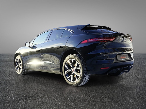 Jaguar I-PACE 6 of 30
