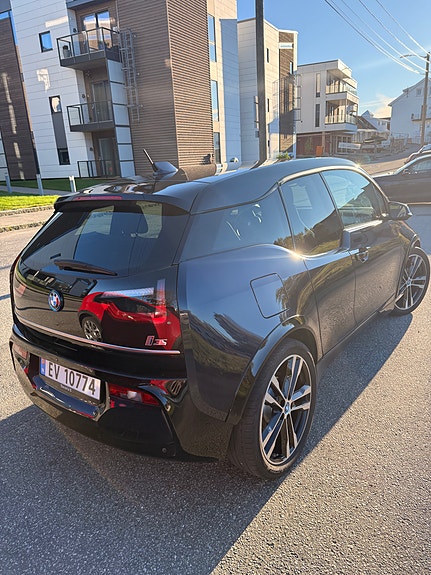 BMW i3s 13 of 19