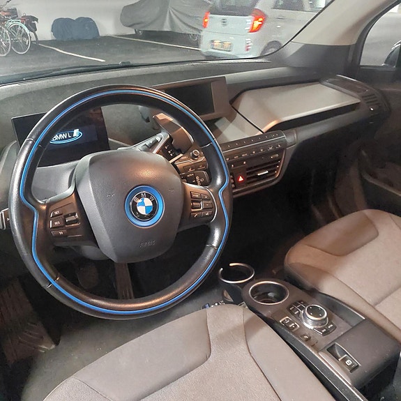 BMW i3s 11 of 19