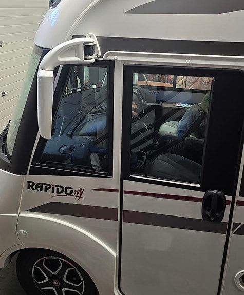 Rapido 855F 7 of 30