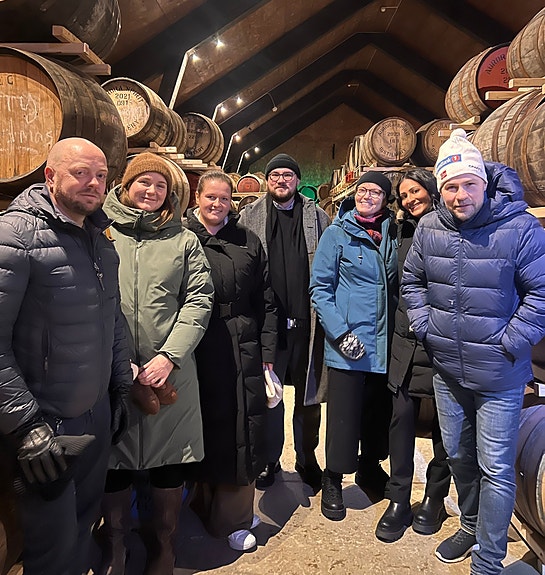 Vi kan bli dine nye kollegaer ;)