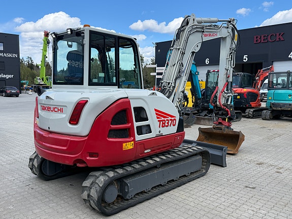 Takeuchi TB370 3 of 5