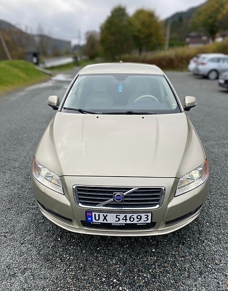 Volvo S80