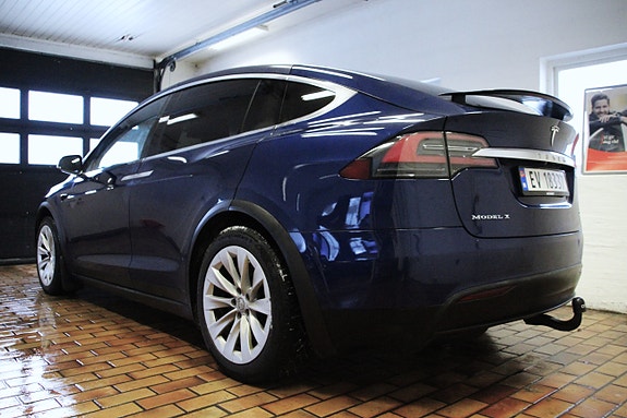 Tesla Model X 6 of 30