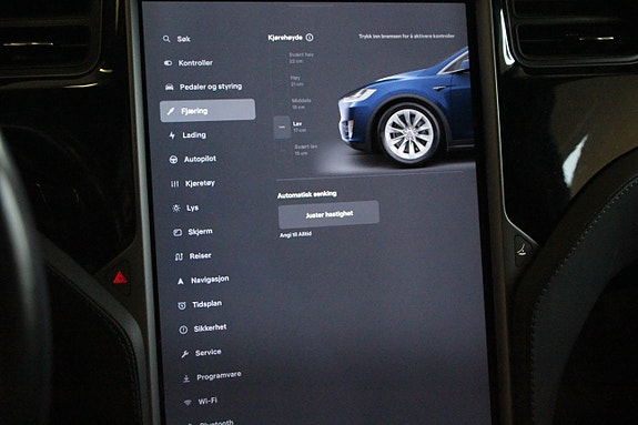 Tesla Model X 26 of 30